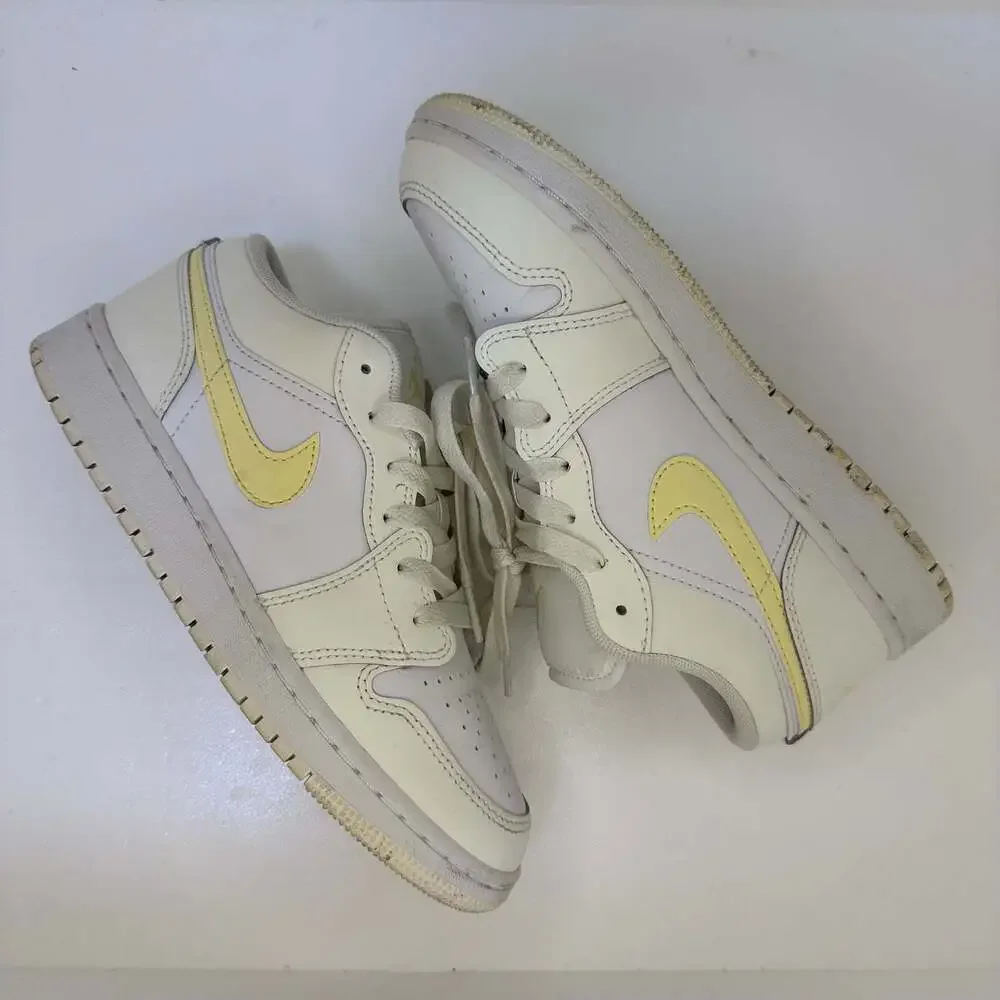 Nike Air Jordan 1 Low GS 'Sail Light Laser Orange' (FV8486-181)